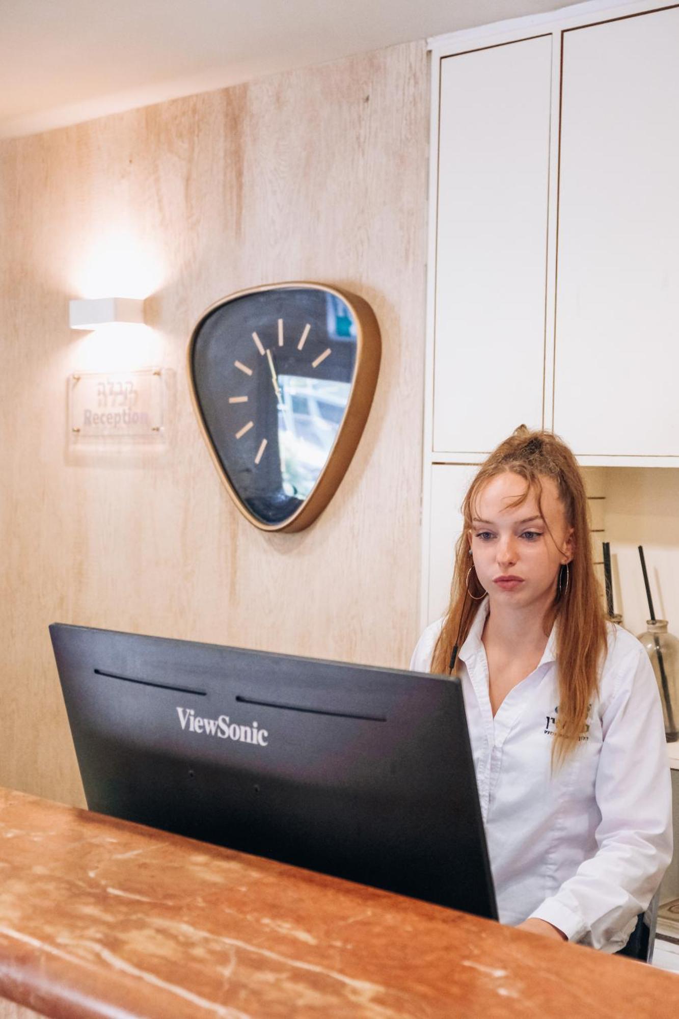 Eden Inn Зихрон Яков Екстериор снимка