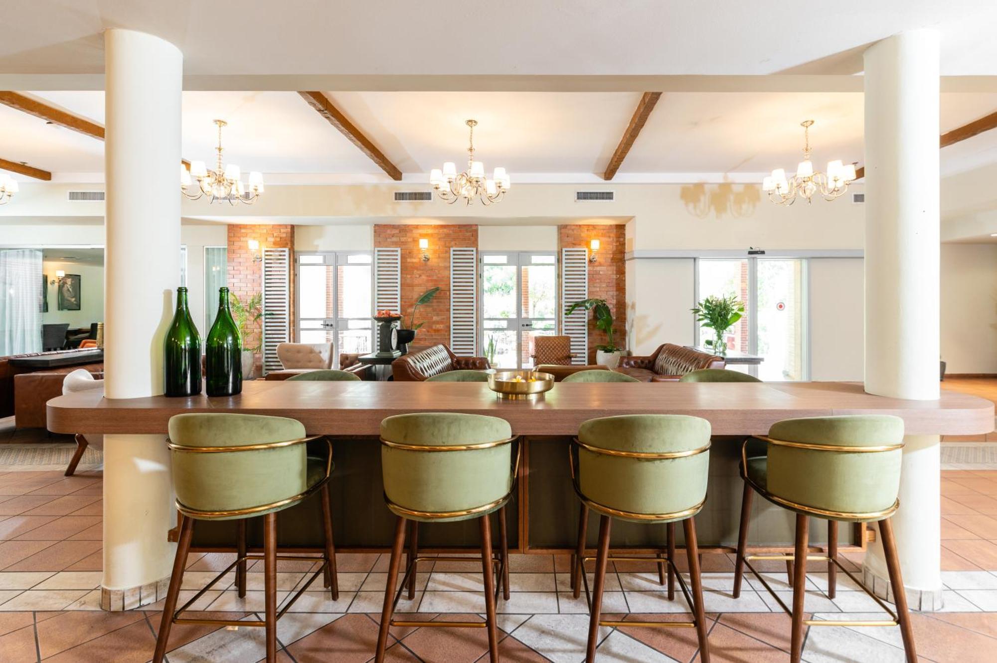 Eden Inn Зихрон Яков Екстериор снимка